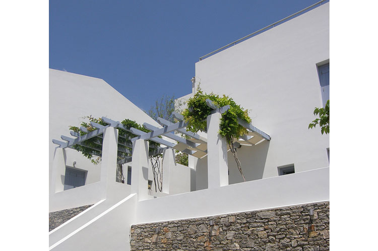 Συγκρότημα διαμερισμάτων στην Αγία Πελαγία